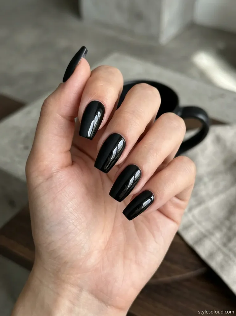 All-Black Texture Mix Half Matte, Half Gloss
