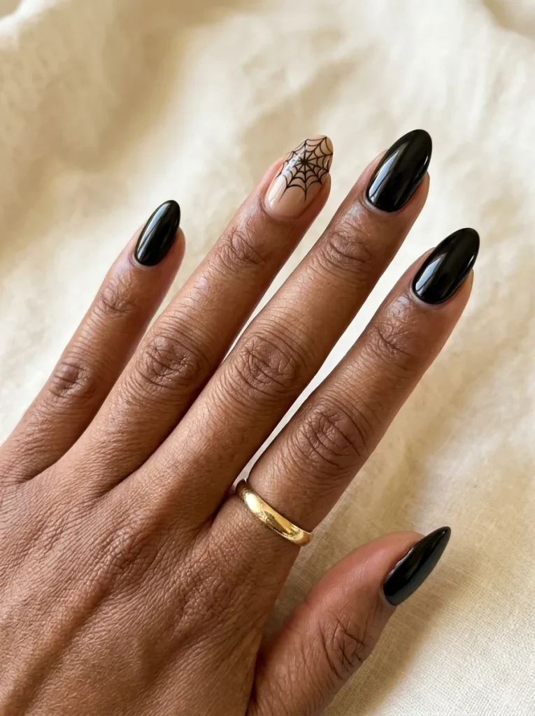 A Single Web Accent Nail