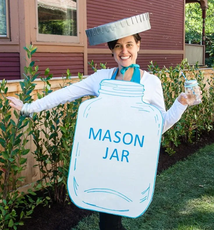 Halloween costume for women: DIY mason jar costume