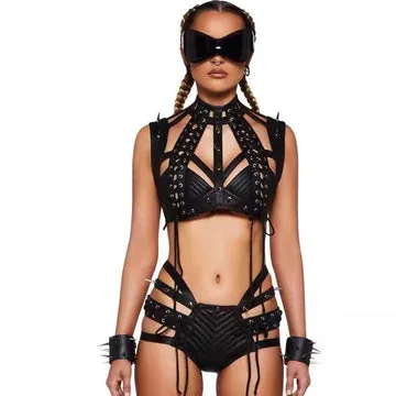 III points festival outfit: strappy black harness top and bottoms with an eye mask