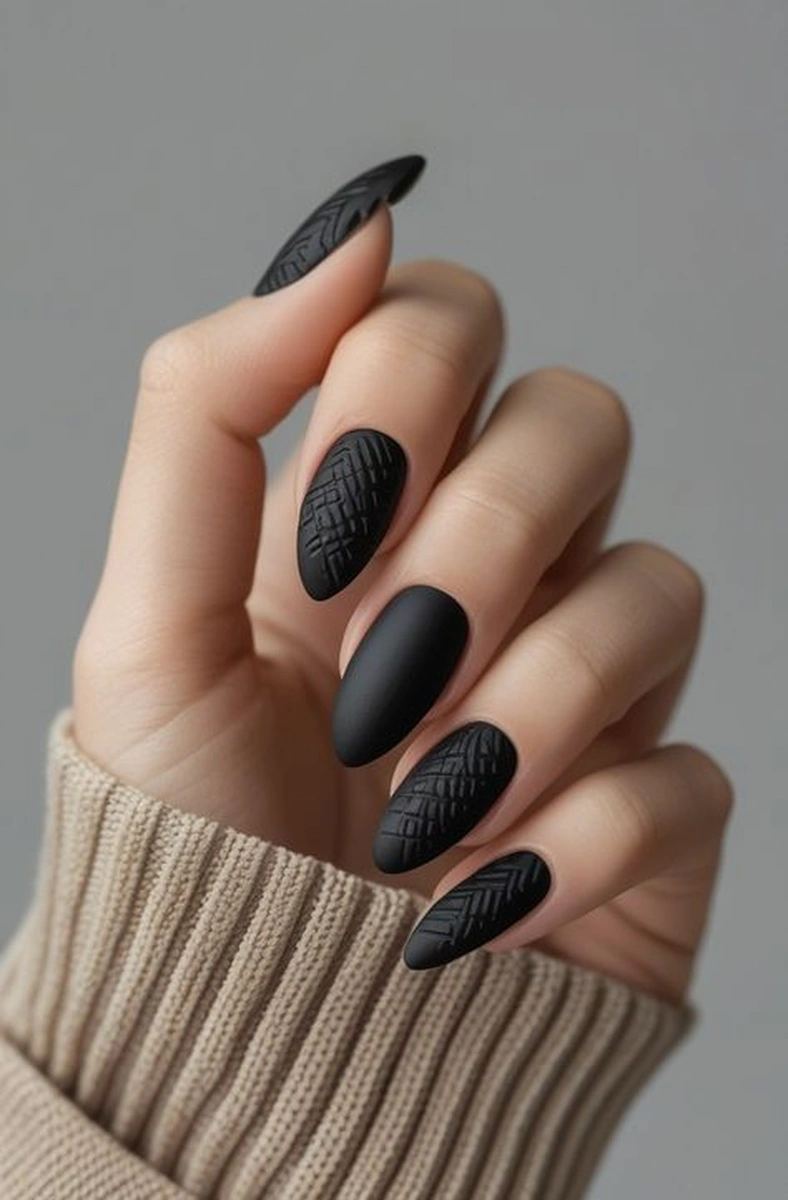 Black matte sweater nails with knit texture