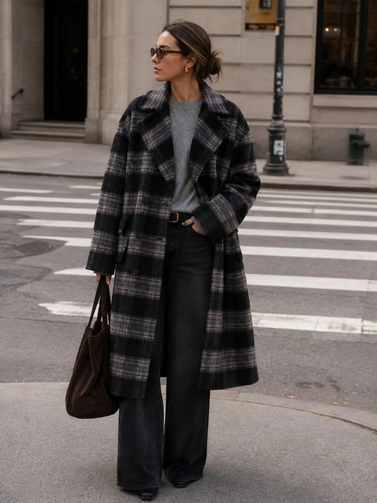 Grey plaid coat outfit for women over 40 in winter