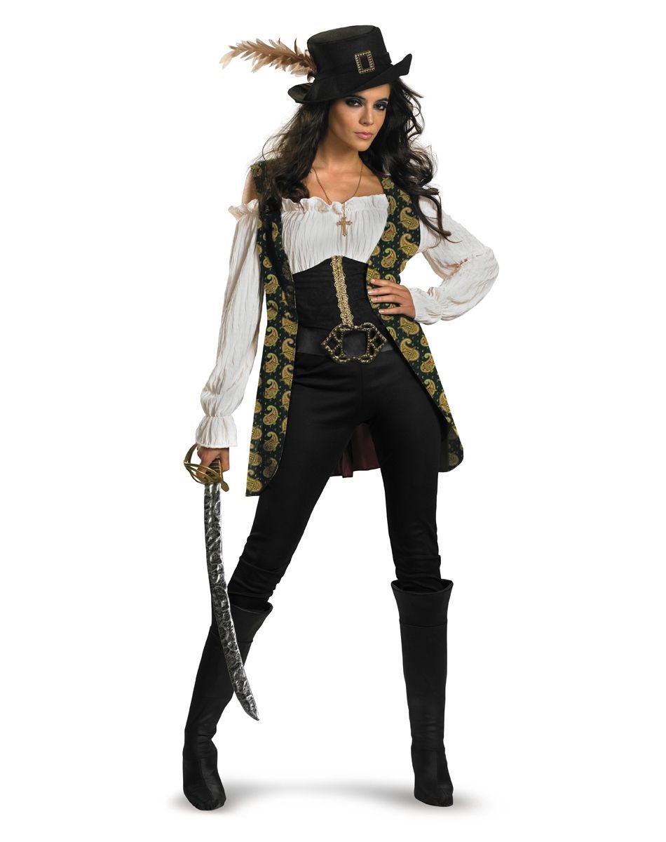Cute midsize Halloween costume: pirate in black and gold
