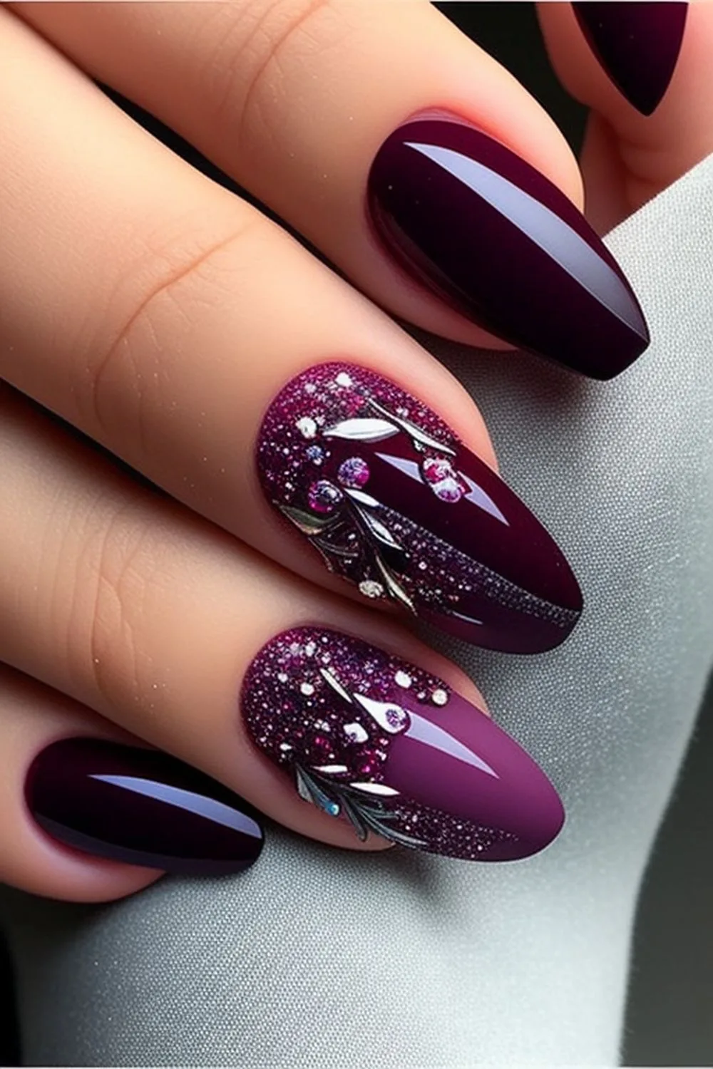 Plum fall nails: plum glitter art almond nails