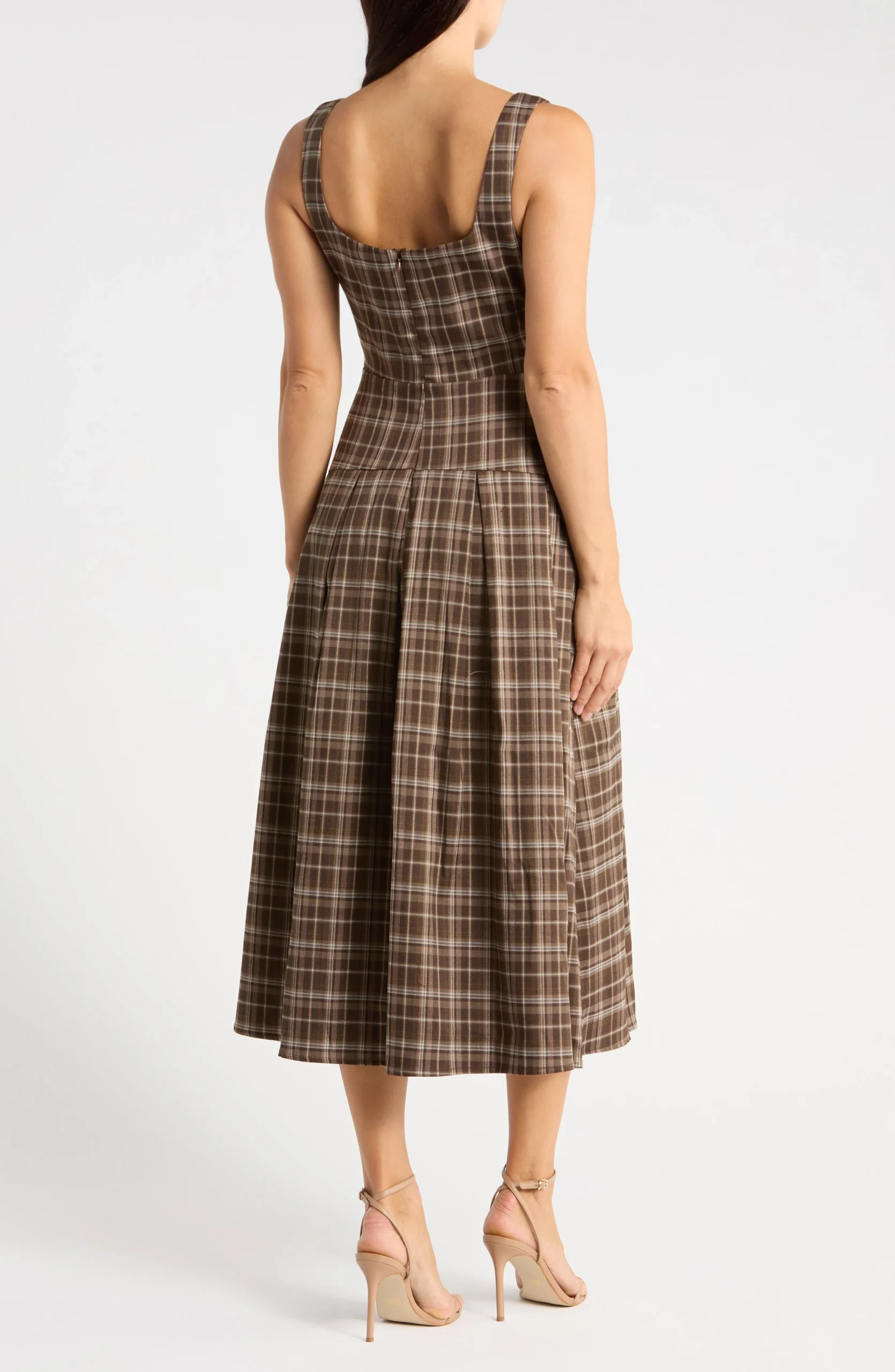 Elegant Thanksgiving dress outfit idea, plaid midi dress fall outfit women elegant